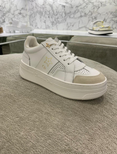 Christian Dior Star